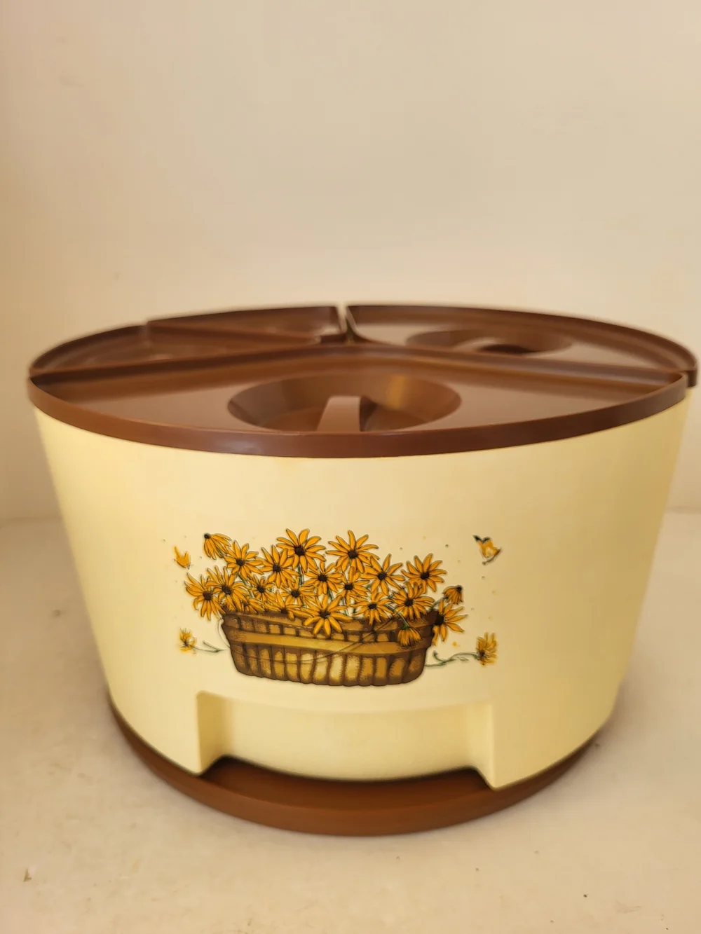 Rare 1970s Sterlite #1591 Yellow Daisy Wedge Lazy Susan Canister Set